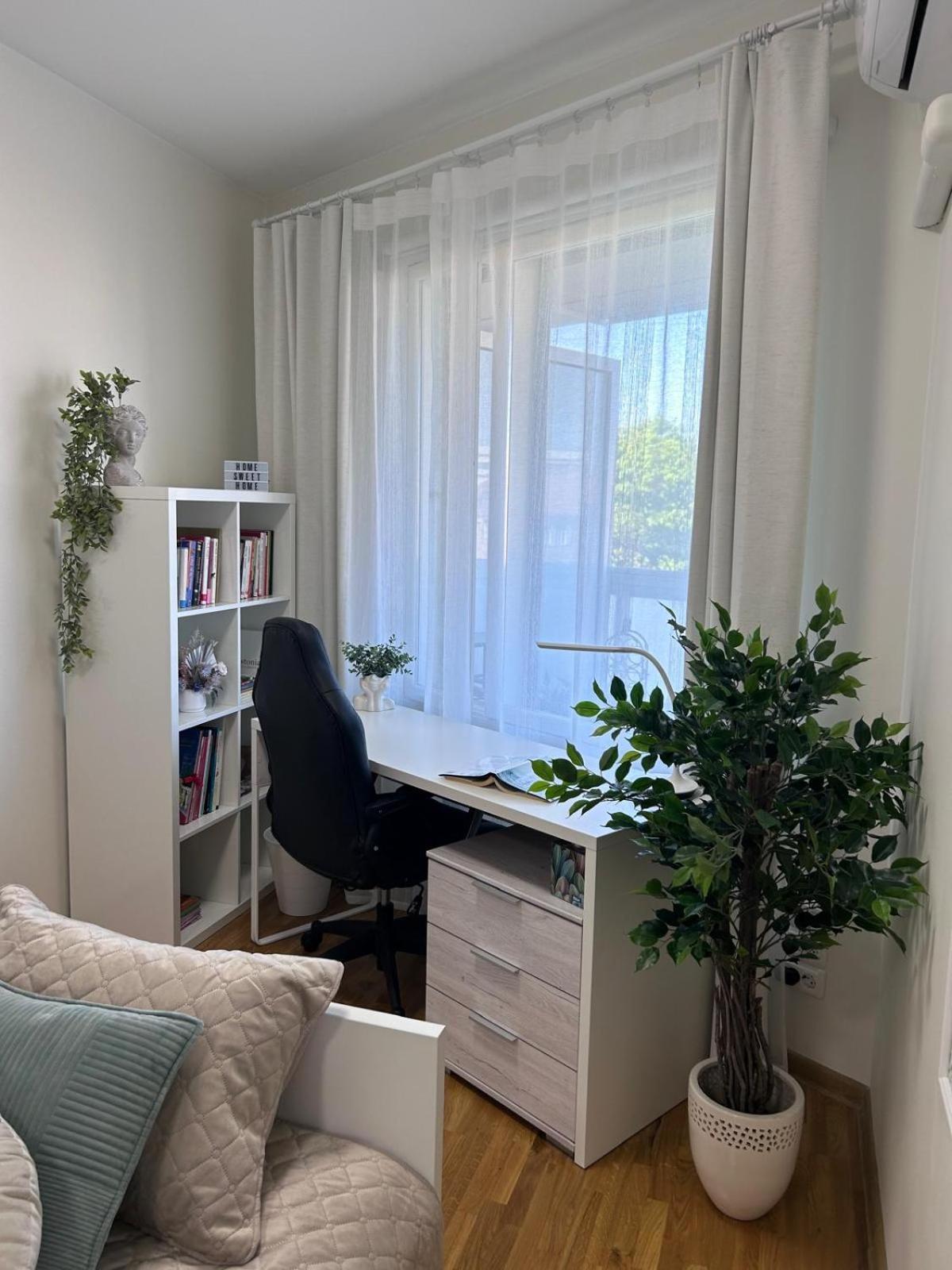 Stella'S Apartment - City Center - Free Secure Parking - Big Sun Terrace - Air Conditioning - Wifi - Tram To The Tallinn Bus Station And Old Town 외부 사진
