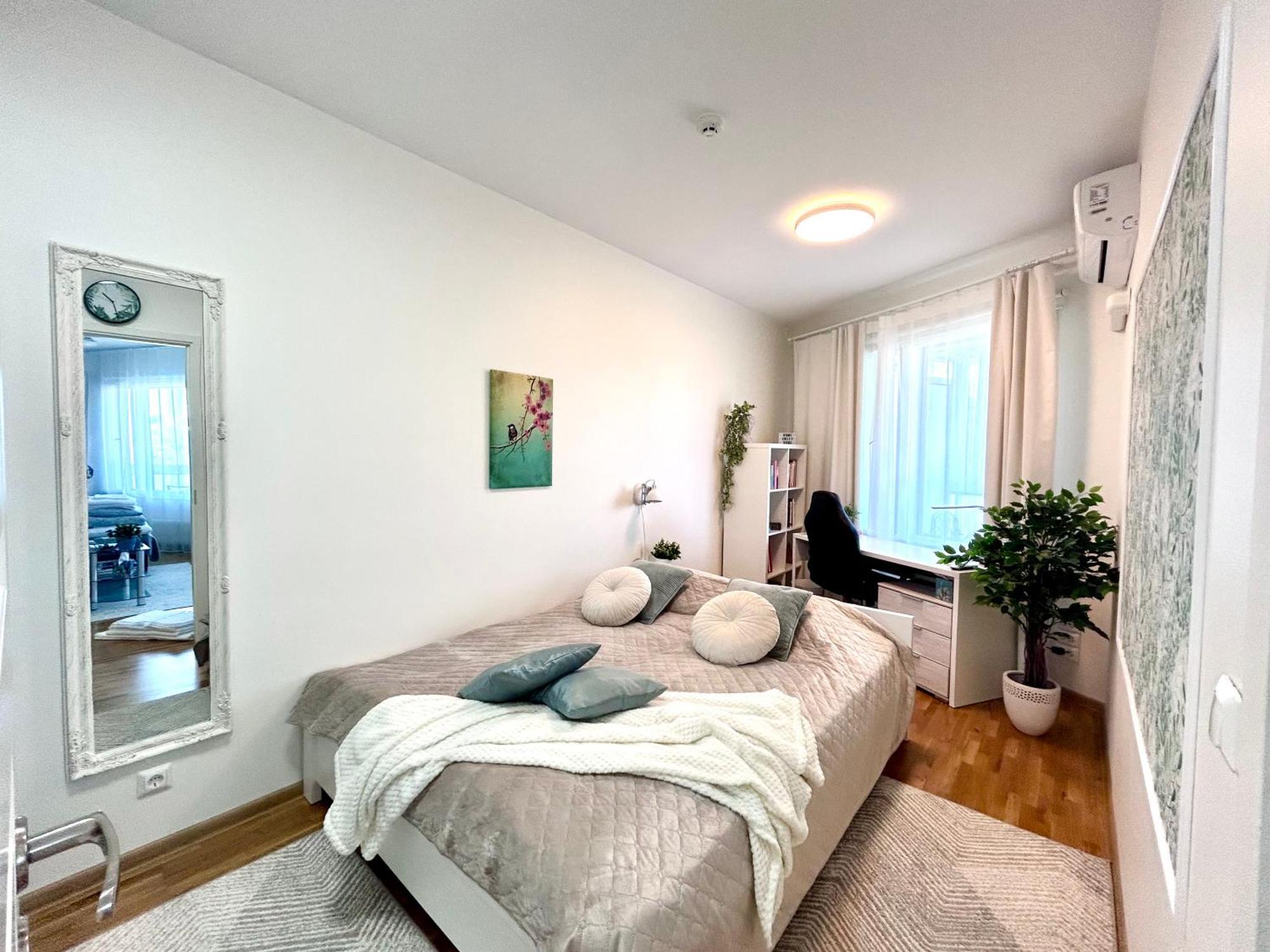 Stella'S Apartment - City Center - Free Secure Parking - Big Sun Terrace - Air Conditioning - Wifi - Tram To The Tallinn Bus Station And Old Town 외부 사진